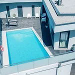 Dom wakacyjny Casa Da Posa - Al - Ferias Com Piscina , Natureza E Perto Do Centro De
