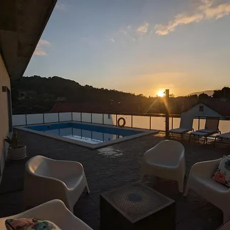 Casa de Férias Casa Da Posa - Al - Ferias Com Piscina , Natureza E Perto Do Centro De Ponte de Lima