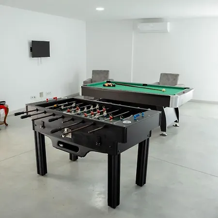 펜션 Casa Da Posa - Al - Ferias Com Piscina , Natureza E Perto Do Centro De 폰테 데 리마